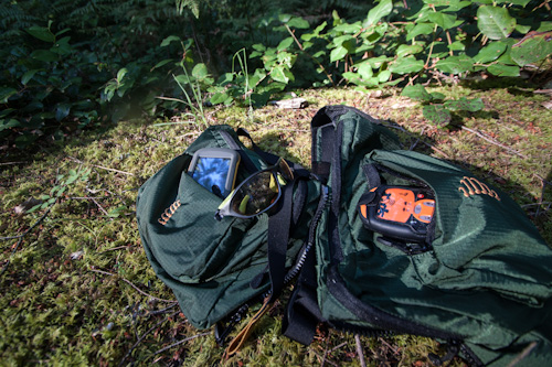 RIBZ Front Pack holding gps, spot and sunglasses - PureOutside